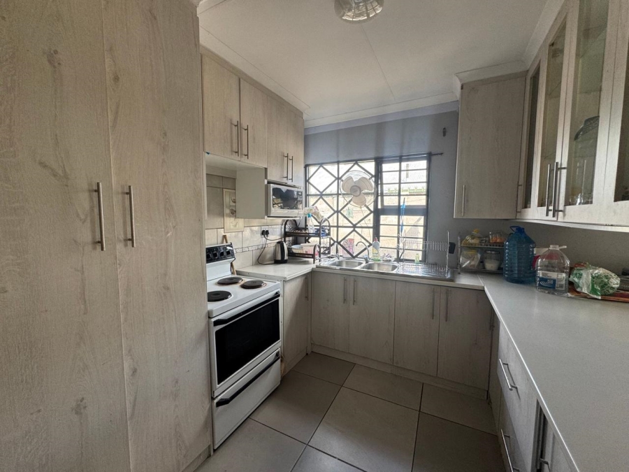 3 Bedroom Property for Sale in Verwoerdpark Northern Cape